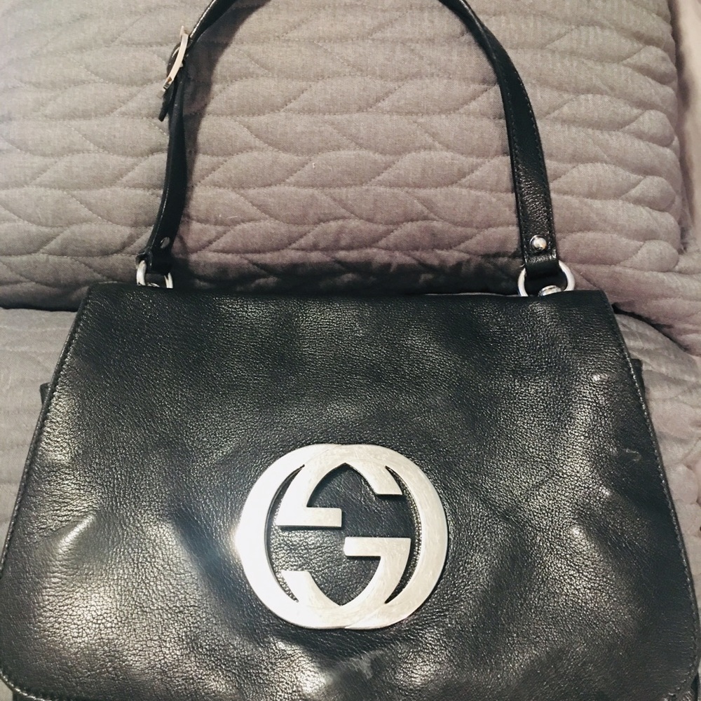 Gucci black shoulder purse